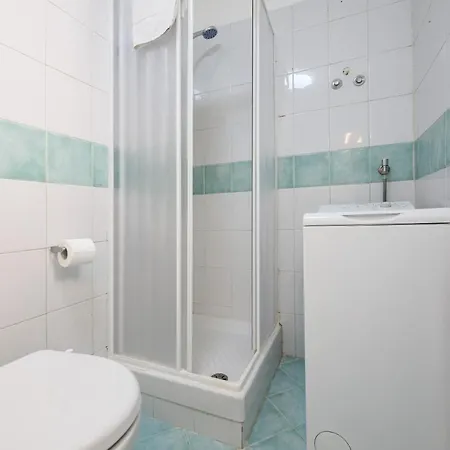 Apartment Piazza Gesu E Maria 4 Naples